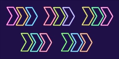 Ok işaretini ayarla. Parlayan masaüstü simgesi, neon etiket, neon figür, parlayan ok işareti figürü. Yön figürü, neon geometrik şekiller. Yüksek kaliteli illüstrasyon