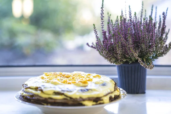 Liver Cake Carrot Mayonnaise Plant Flowerpot Heather Blurred Background Window — Stock Photo, Image
