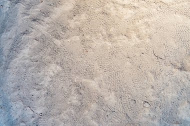 Doku tahribatı, onarım. Ayakkabı izleri..