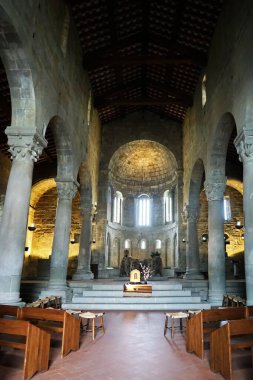 Romena, Tuscany, İtalya 'daki San Pietro kilisesinin içinde.
