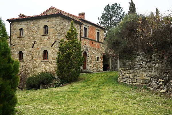 Древняя Деревня Ромена Муниципалитете Пратовеккио Тоскана Италия — стоковое фото