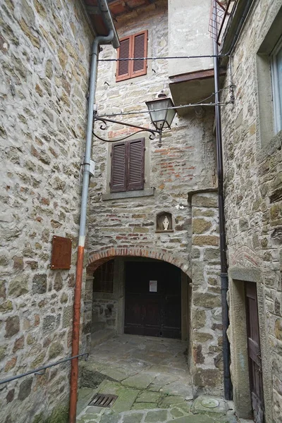Glimp Van Het Oude Dorp Quota Poppi Toscane Italië — Stockfoto