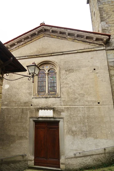 Iglesia San Giovanni Battista Antiguo Pueblo Quota Poppi Toscana Italia — Foto de Stock