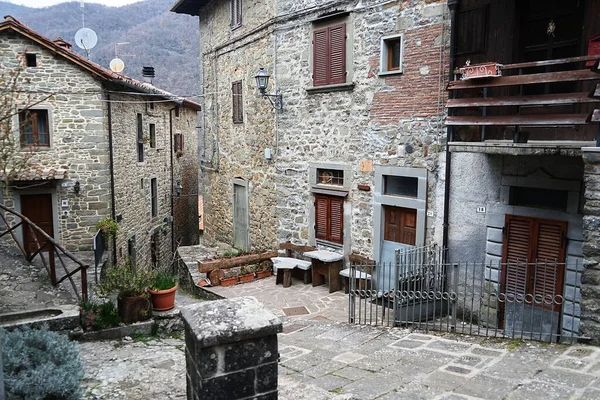 Vista Del Antiguo Pueblo Medieval Raggiolo Toscana Italia —  Fotos de Stock