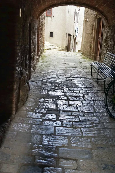 Ruelle Dans Ancien Village Chiusdino Toscane Italie — Photo