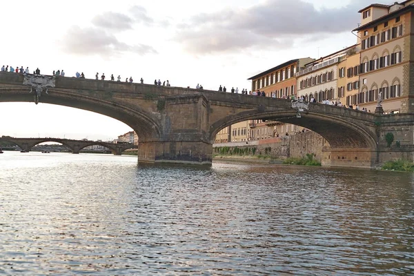 Santa Trinita Bron Sett Utifrån Båt Floden Arno Florens Toscana — Stockfoto