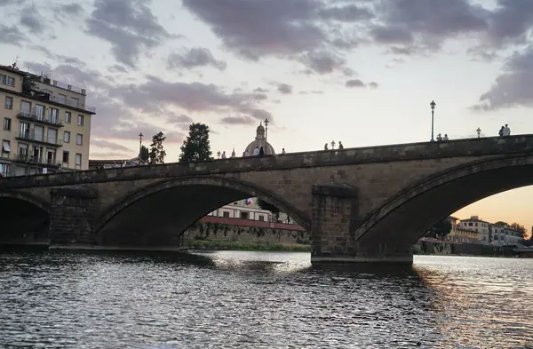 Ponte Santa Trinita Visto Una Barca Sul Fiume Arno Firenze — Foto Stock