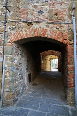 Ortaçağ 'ın eski Anghiari, Toskana, İtalya' sına bir göz atalım.