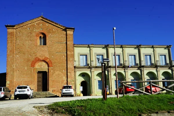 カステルフィオレンティーノ トスカーナ イタリアのイポリト教会 — ストック写真