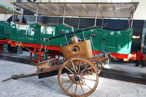 Oude Spoorwegtrolley Het Nationaal Museum Van Spoorwegen Pietrarsa Campanië Italië Stockafbeelding