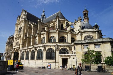 Paris 'teki Saint-Eustache Kilisesi Fransa