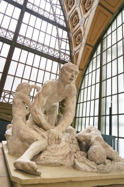 Paris, Fransa 'daki Orsay İlham Perisi' nin içinde sanat eserleri