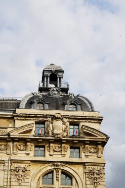 Paris, Fransa 'daki Orsay Müzesi' nin detayları