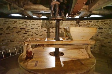 Fransa, Normandiya 'daki Moidrey rüzgar değirmeninin içi