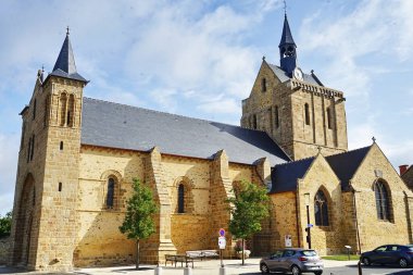 Notre Dame Kilisesi, Pontorson, Normandiya, Fransa