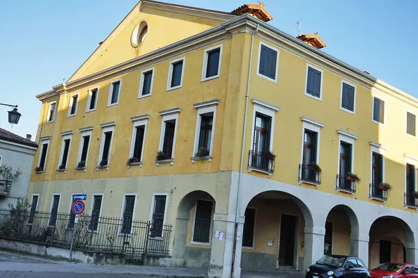 İtalya, Veneto, Montagnana 'daki Vittorio Emanuele Meydanı 2.