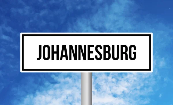 Señal Carretera Johannesburgo Fondo Del Cielo —  Fotos de Stock
