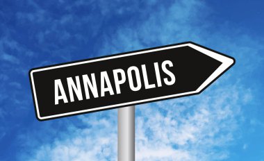 Gökyüzü arka planında Annapolis yol tabelası