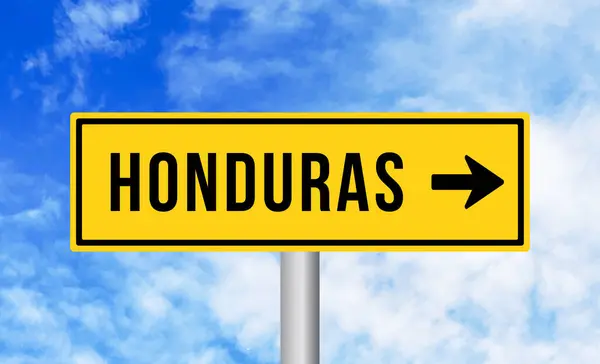 Honduras Verkeersbord Bewolkte Lucht Achtergrond — Stockfoto