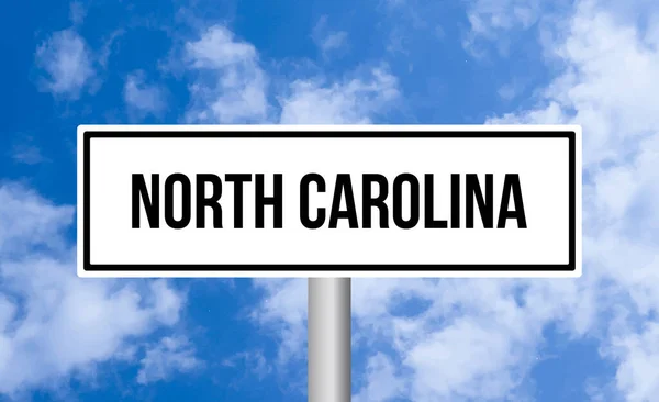 North Carolina Znak Drogowy Tle Nieba — Zdjęcie stockowe