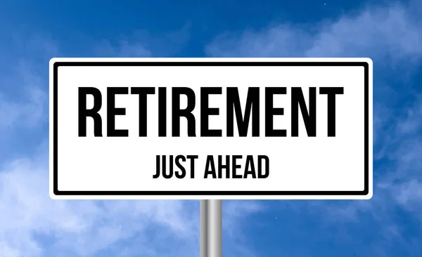 Retirement Just Ahead Road Sign Cloudy Sky Background — Stock Photo, Image