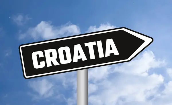 Chorwacja Drogowy Znak Zachmurzonym Tle Nieba — Zdjęcie stockowe