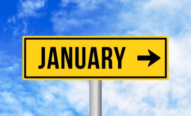 Bulutlu arka planda Ocak tabelası