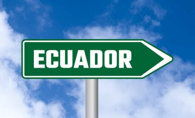 Gökyüzü arka planında Ekvador yol işareti