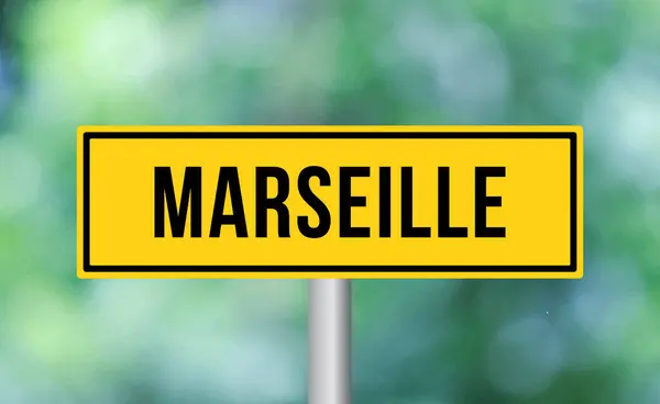 Marseille Vägskylt Suddig Bakgrund — Stockfoto