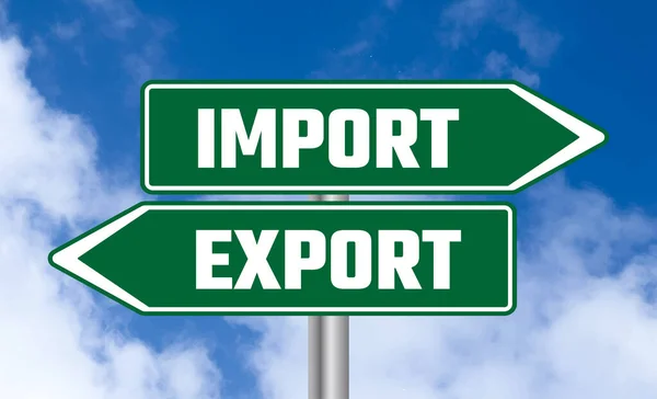 Importação Exportação Sinal Estrada Fundo Céu — Fotografia de Stock