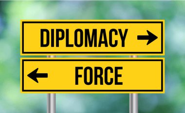 Bulanık arkaplanda diplomasi veya kuvvet işareti