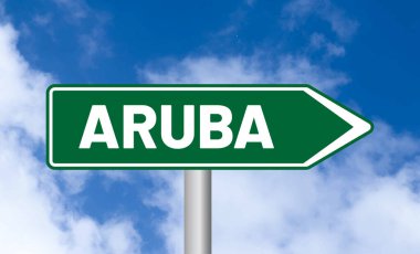 Mavi gökyüzü arka planında Aruba yol işareti