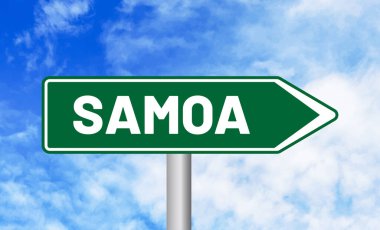 Gökyüzü arka planında Samoa yol işareti