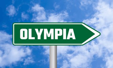 Mavi gökyüzü arka planında Olympia yol tabelası