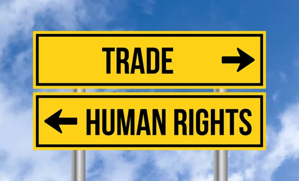 Sinal Rodoviário Comércio Direitos Humanos Céu — Fotografia de Stock
