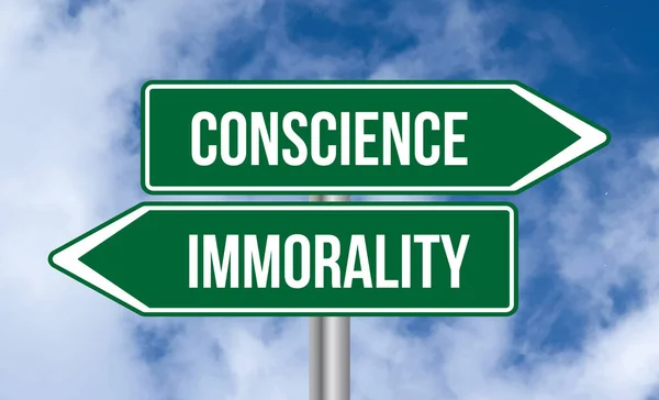 Coscienza Immoralità Cartello Stradale Sfondo Cielo Nuvoloso — Foto Stock