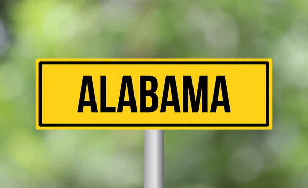 Arka Planda Alabama Yol Tabelası — Stok fotoğraf