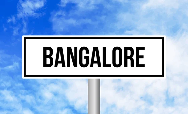 Bangalore Sinal Estrada Fundo Céu — Fotografia de Stock