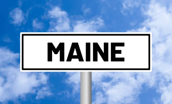 Maine Straßenschild Auf Blauem Himmel Hintergrund — Stockfoto