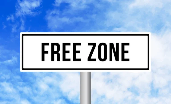 Free Zone Road Sign Blue Sky Background — Stock Photo, Image
