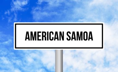 Mavi arka planda Amerikan samoa yol tabelası