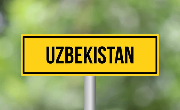 Usbekistan Verkehrsschild Auf Verschwommenem Hintergrund — Stockfoto