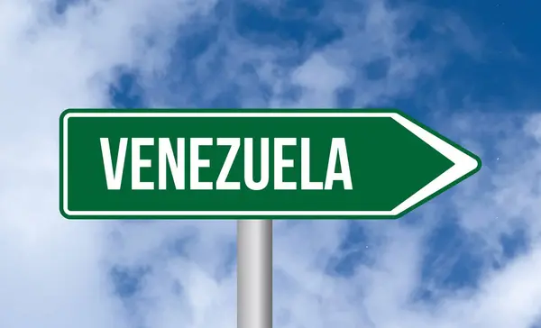 Дорожній Знак Венесуели Фоні Неба — стокове фото