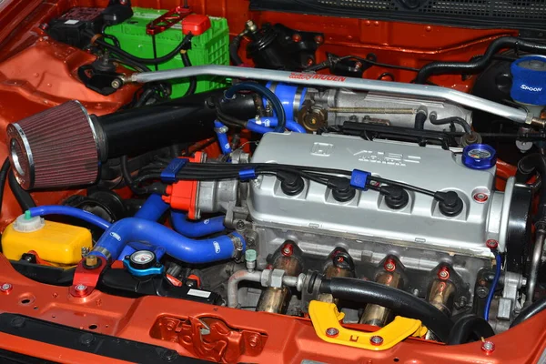 Quezon City Nov Honda Civic Car Engine Element Tricks Car — Fotografia de Stock