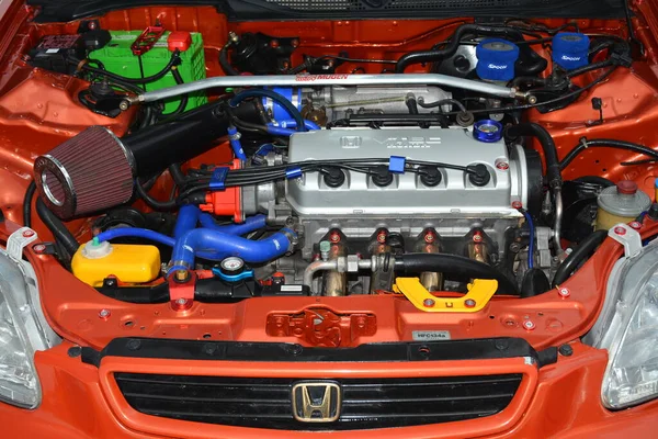 Quezon City Nov Honda Civic Car Engine Element Tricks Car — Foto de Stock