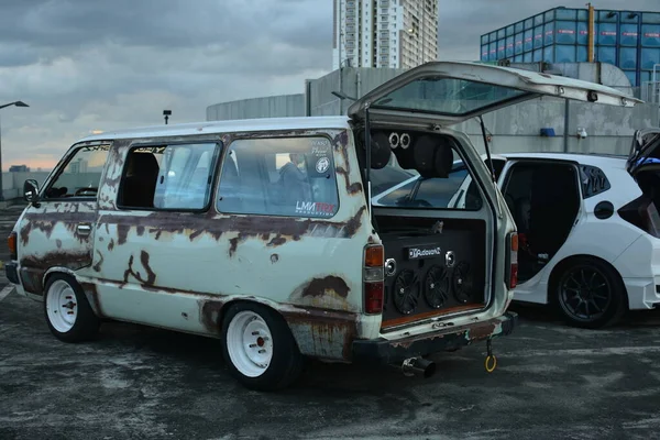 Quezon City Nov Toyota Lite Ace Van Element Tricks Show — Fotografia de Stock