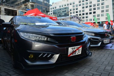 Pasay, PH-12 - Honda Civic Bumper 'dan Bumper' a 16 araba fuarı 12 Aralık 2021 'de Pasay, Filipinler' de. Bumper to Bumper, tüm yıl boyunca Filipinler 'de düzenlenen bir otomobil fuarıdır..