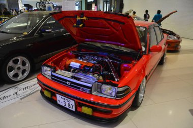 PARANAQUE, PH - 18 DEC - Toyota corolla 18 Aralık 2021 tarihinde Paranaque, Filipinler 'de All In araba fuarında. In, Filipinler 'de her yıl düzenlenen bir araba fuarıdır..