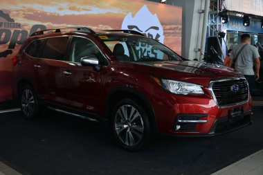 PASAY, PH - APR. 10 - Subaru evoltis SUv Manila Uluslararası Otomobil Fuarı 'nda 10 Nisan 2022 tarihinde Pasay, Filipinler' de. Manila Uluslararası Otomobil Fuarı, Filipinler 'de düzenlenen yıllık bir gösteridir..