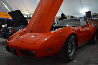 PASAY, PH - APR. 10 - Manila Uluslararası Otomobil Fuarı 'nda Chevrolet Corvette 10 Nisan 2022 tarihinde Pasay, Filipinler' de. Manila Uluslararası Otomobil Fuarı, Filipinler 'de düzenlenen yıllık bir gösteridir..